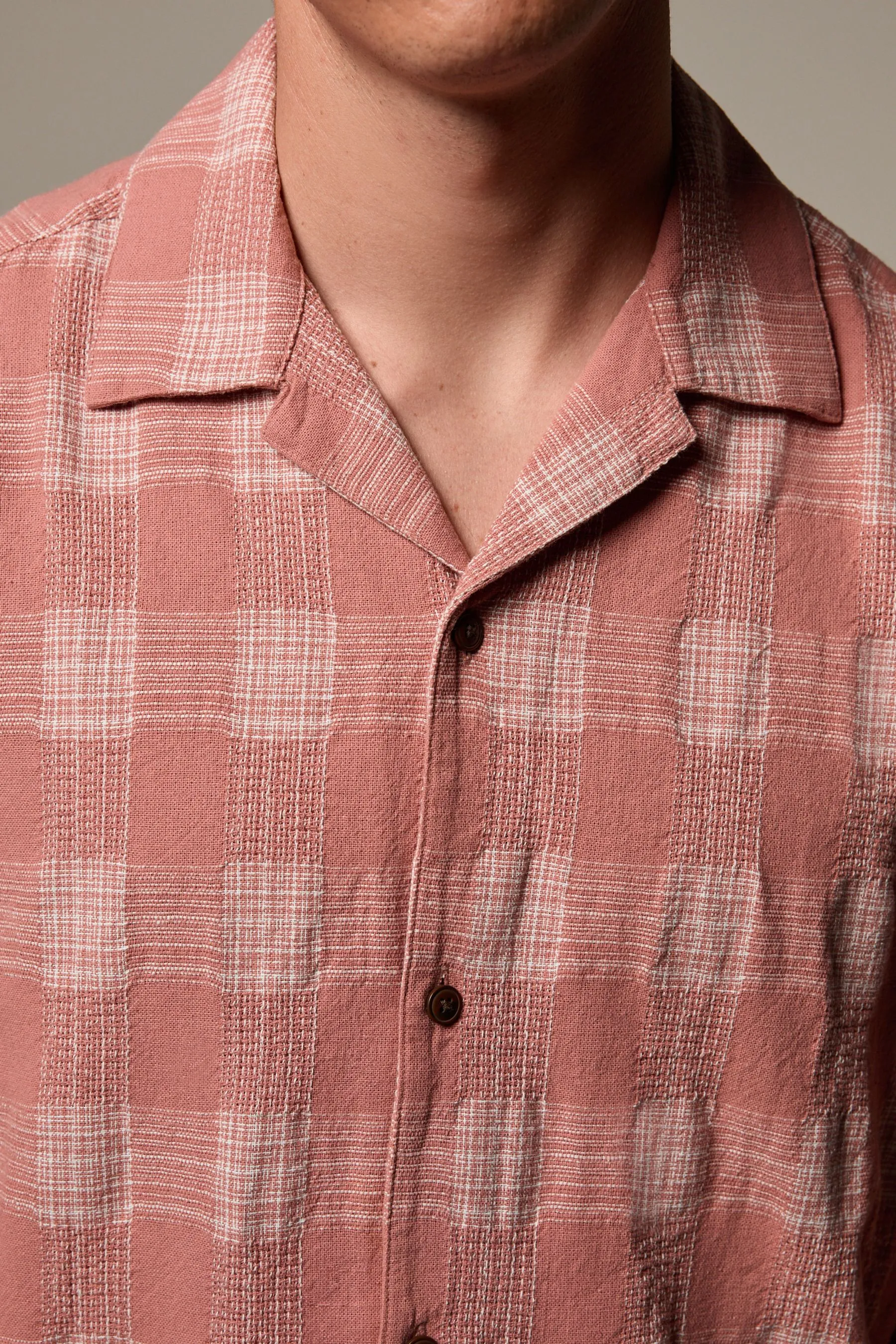 100% Cotone Check Maniche corte Camicia testurizzata con colletto cubano    